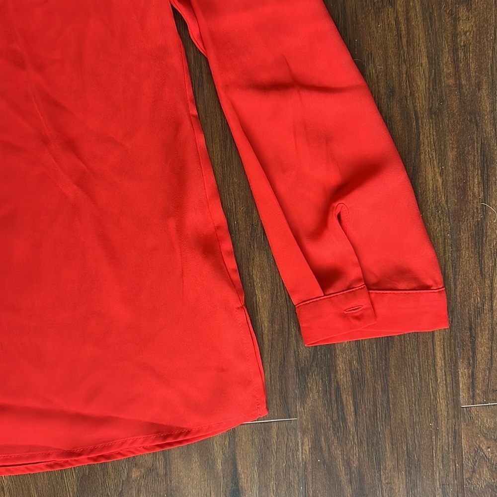 Red Long Sleeve V-neck Blouse - Picture 3 of 7